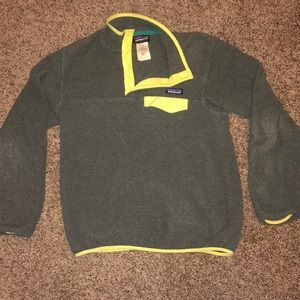 Patagonia pull over